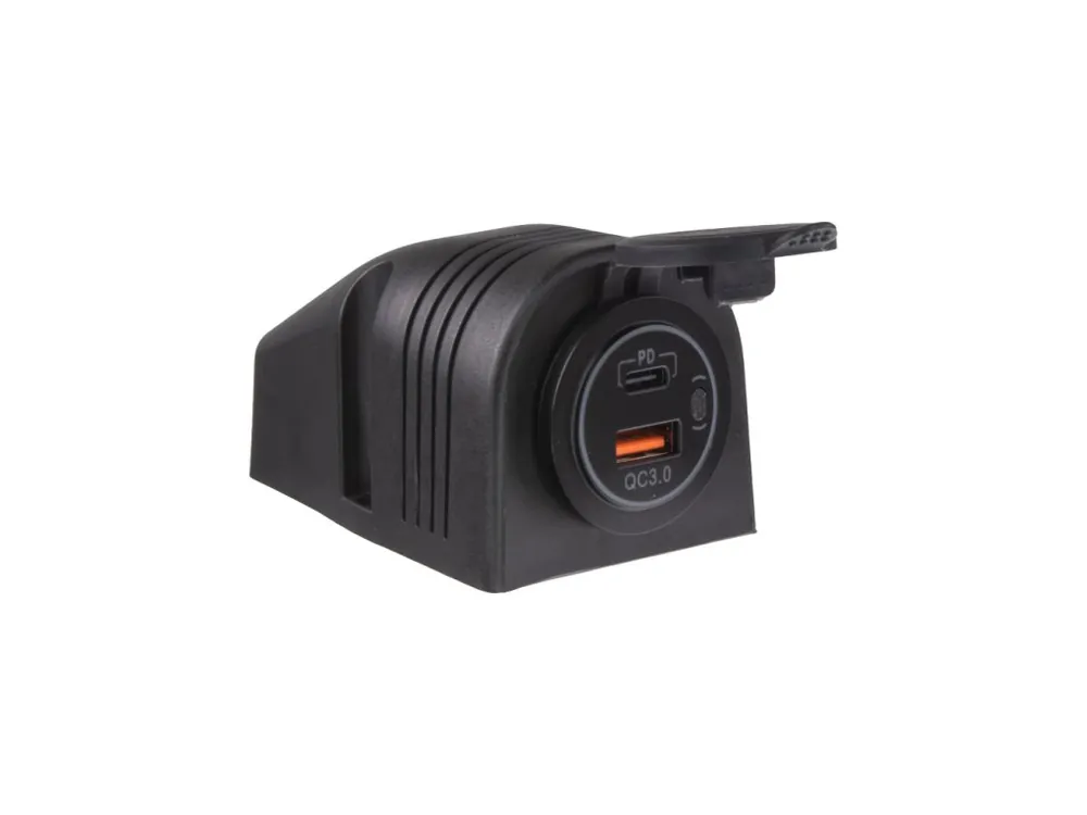 Nově v sortimentu - USB + USB-C zásuvka voděodolná v přídavném panelu