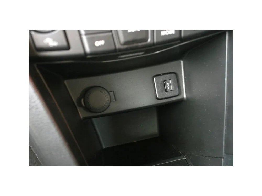 USB konektor Suzuki | Výhodná koupě