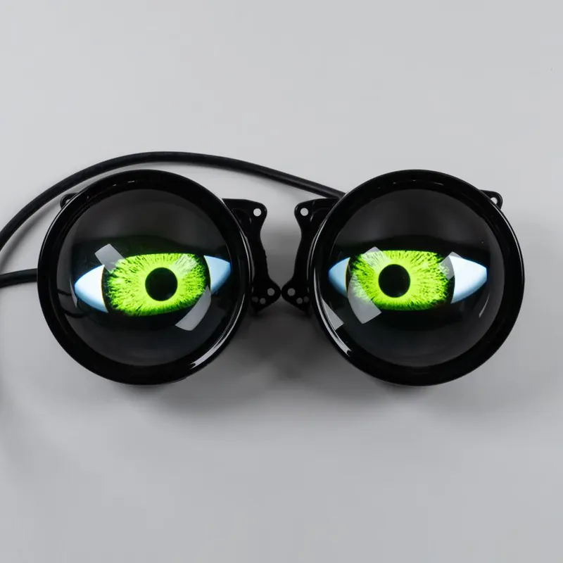 Špičková kvalita - LED projektory "Devil Eyes"