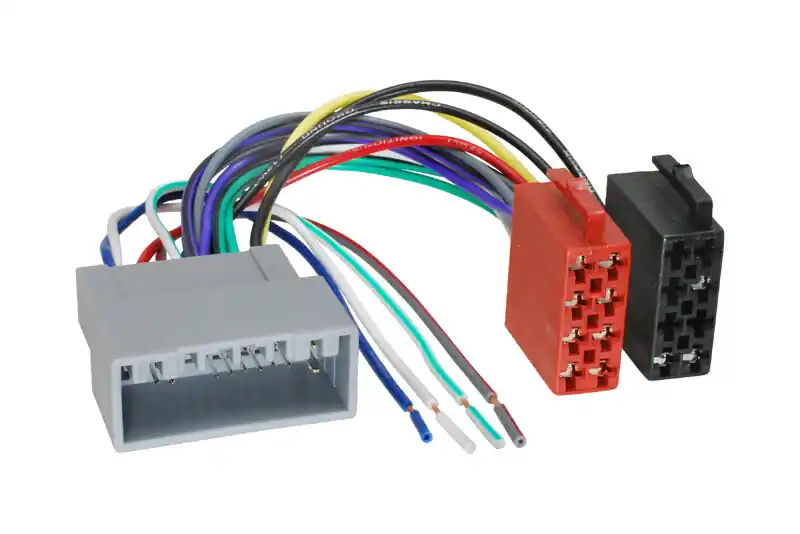 Objednejte nyní - ISO adapter pro autoradia Honda