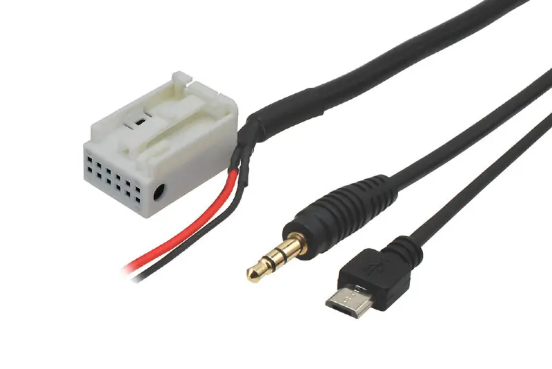 AUX a micro USB adapter Mercedes | Výprodej