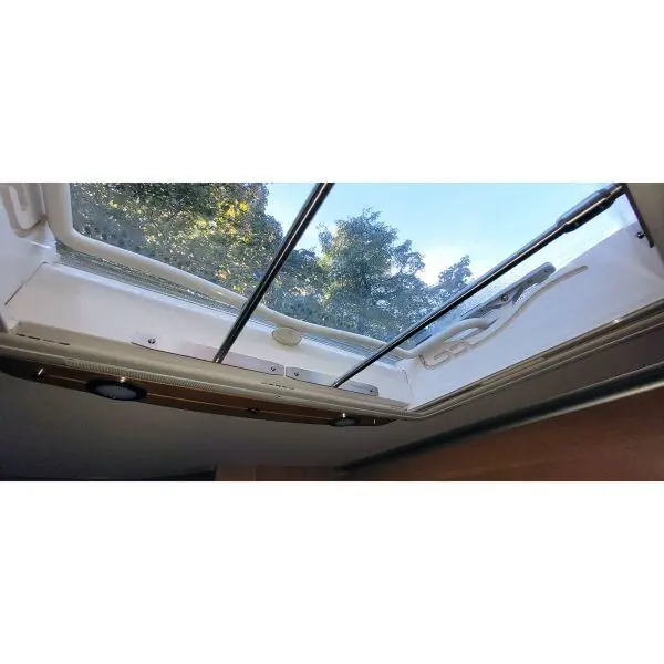 Skladem | Bezpečnostní vzpěry Secure Camper pro střešní okna